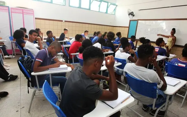 Programa Pibid vai apoiar a formação de professores para a educação básica. Fortalecer o magistério é fundamental pra q…