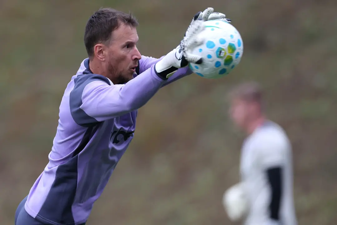 Juventus contrata Neto, goleiro ex-Botafogo, sem custos para reforçar o elenco italiano. A chegada dele, com contrato d…