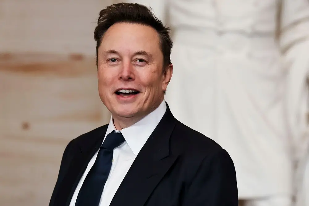 Elon Musk elogiou Xi Jinping como um grande líder em entrevista na televisão estatal chinesa, mencionando o crescimento…