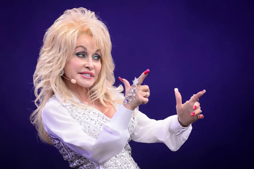 Dolly Parton optou por reclusão perto da morte, em Nashville, EUA, negando visitas de amigos e familiares aos 80 anos. …