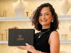 De demitida a empreendedora milionária, ela usou o FGTS e vendeu carro para começar um negócio. É um exemplo forte de q…