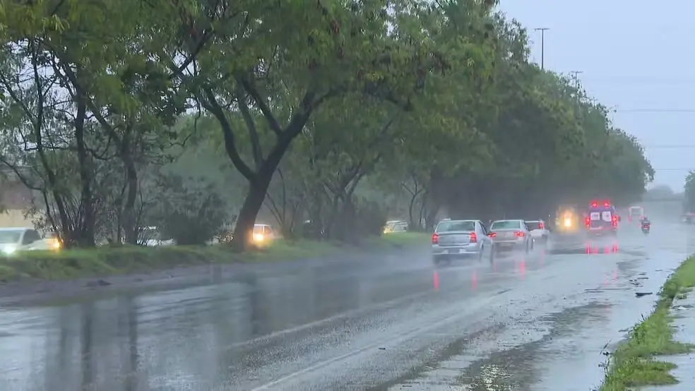 Rio de Janeiro com clima de inverno no primeiro dia de primavera, com chuva e temperatura máxima de 22 graus na quarta.…