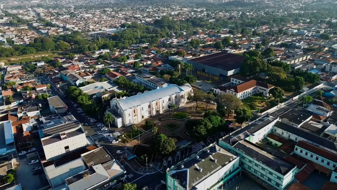 Setor Campinas de Goiânia virou patrimônio cultural imaterial por lei sancionada pelo prefeito Sandro Mabel. Isso valor…