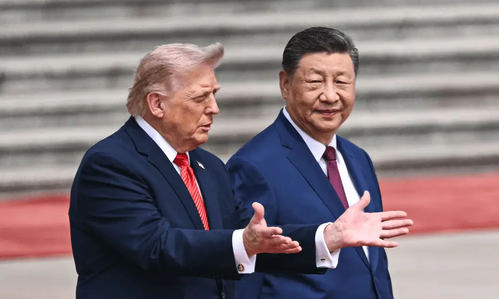 Xi Jinping recebido com honras de Estado nos EUA, com recepção presidencial no aeroporto, em contraste com a agenda dis…