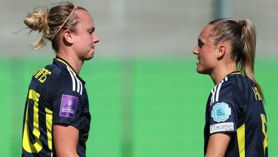 Sam Kerr e Martha Thomas voltaram no time da Escócia para o amistoso contra a República Tcheca. É bom ver essas caras d…