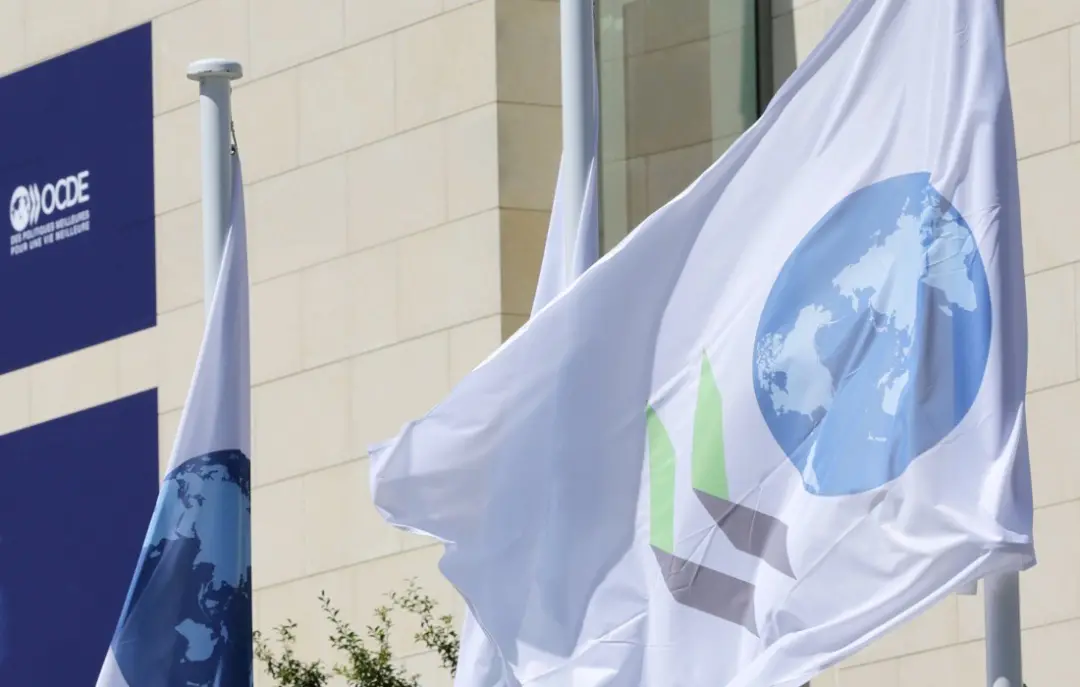 Investimentos em IA ajudam a economia global, mas o impacto energético do conflito no Irã aperta as perspectivas para 2…