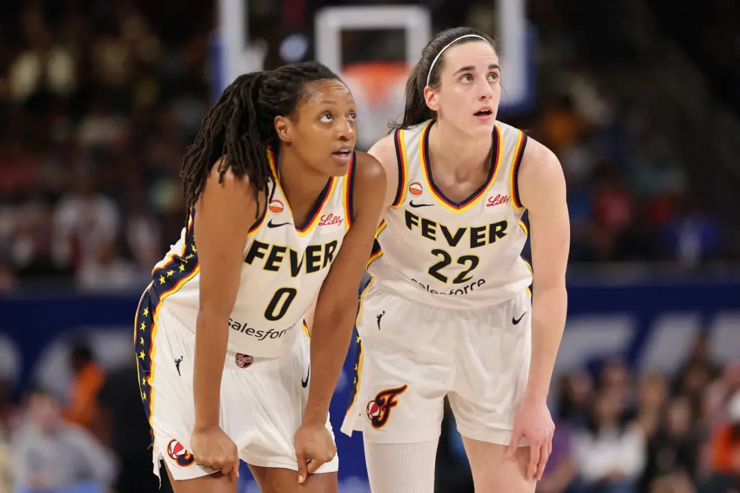 Mitchell falou da primeira partida com Clark na pré-temporada e comparou o destaque de Clark a LeBron James. Eu vejo qu…
