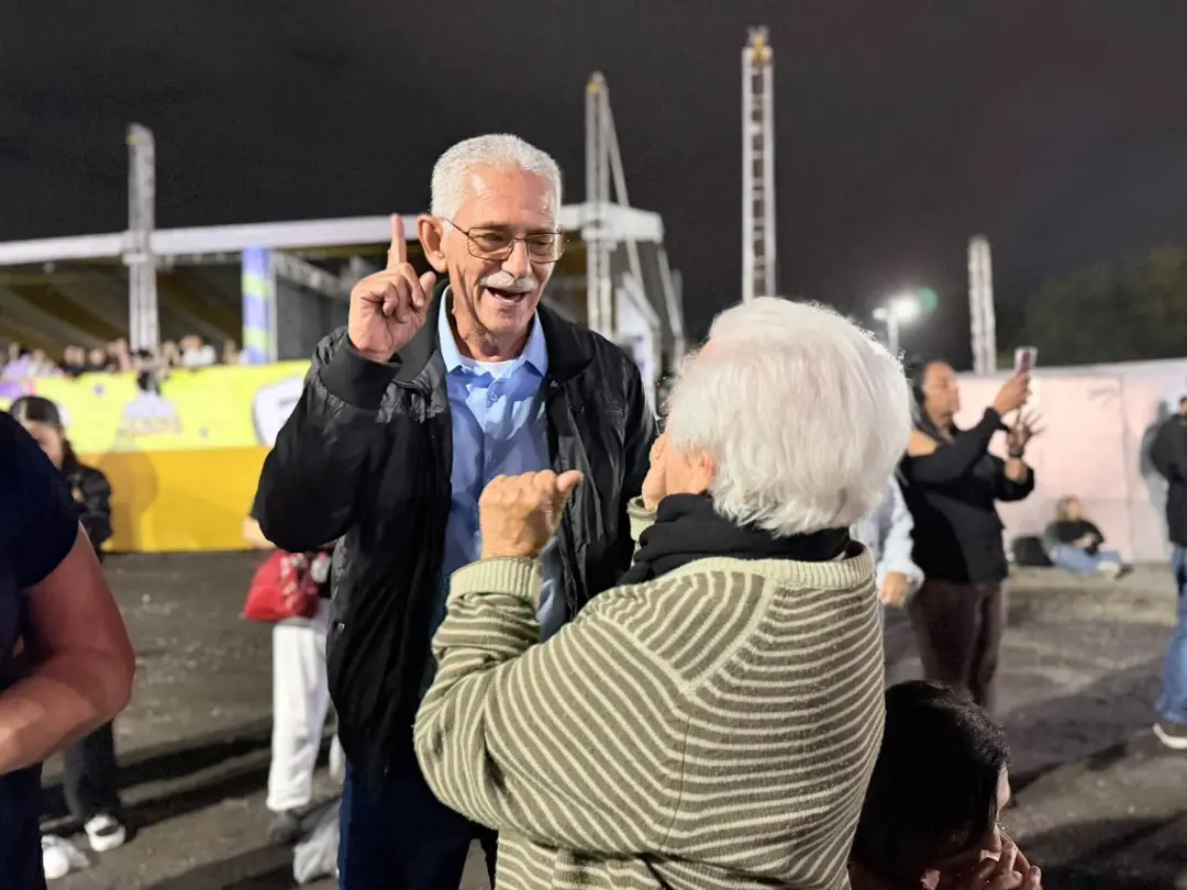 R$ 2,6 milhões foram gastos pela prefeitura do pai de Ruas no São Gonçalo Fest, com Belo e Ferrugem no bairro de Alcânt…