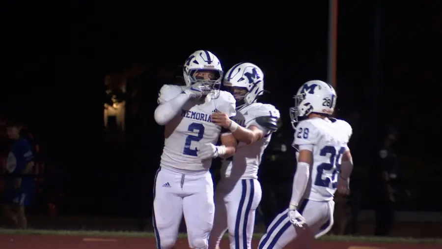 Ky Henderson levou o prêmio Play of the Night com uma interceptação transformada em touchdown, tendo recebido 69,3% dos…