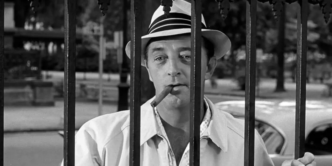 Os anos 60 trouxeram uma mudança grande no cinema, transformando o noir clássico para o neo-noir. Esses filmes tiraram …