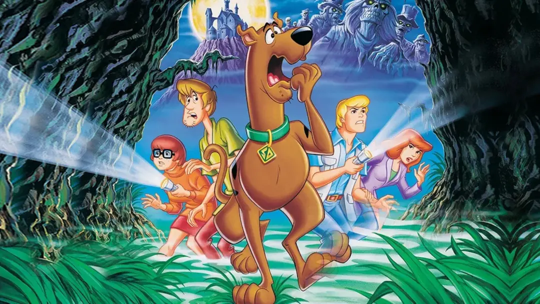 Vinte e oito anos atrás, a franquia Scooby Doo mudou ao decidir que o monstro poderia não ser apenas um cara de fantasi…