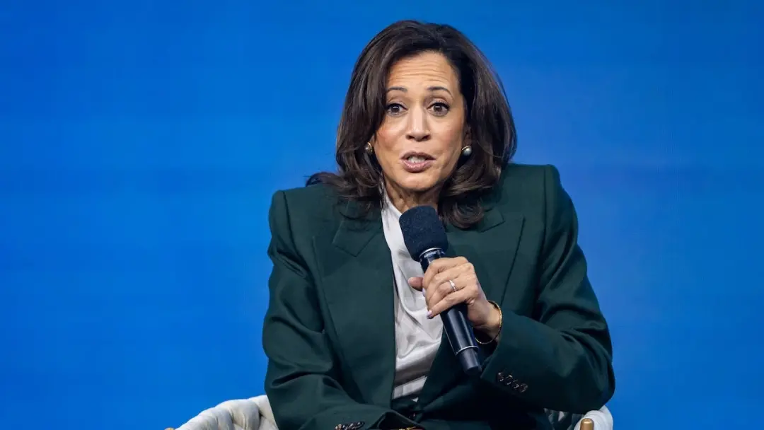 Kamala Harris chamou de absolutamente abominável o banimento de veículos de imprensa do Donald Trump na Casa Branca. A …