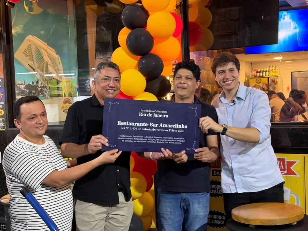 Amarelinho da Via Ápia, na Rocinha, ganhou placa de Patrimônio Cultural Imaterial do Rio. Reconhecer a tradição desse p…