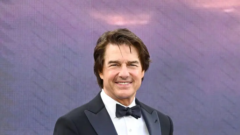 Tom Cruise no premiere de Digger falou sobre o personagem ser um bilionário extravagante que com ganância causa um desa…