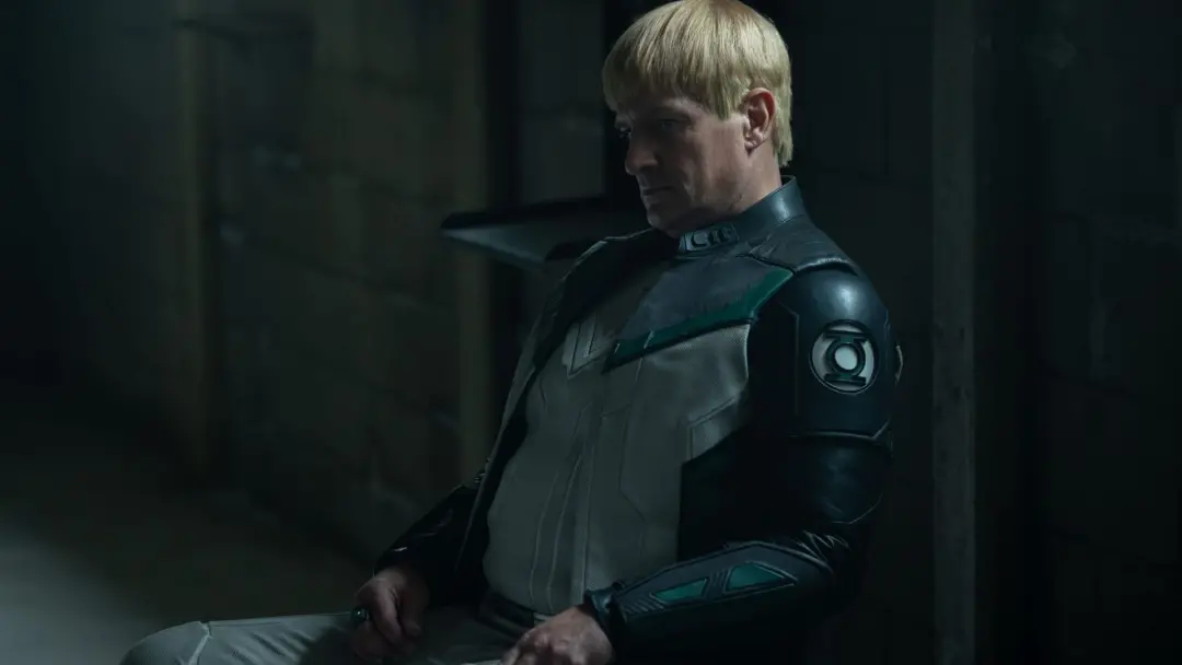 Guy Gardner tem uma identidade de Lanterna Verde bem diferente de Hal e John, segundo o que Nathan Fillion explicou sob…