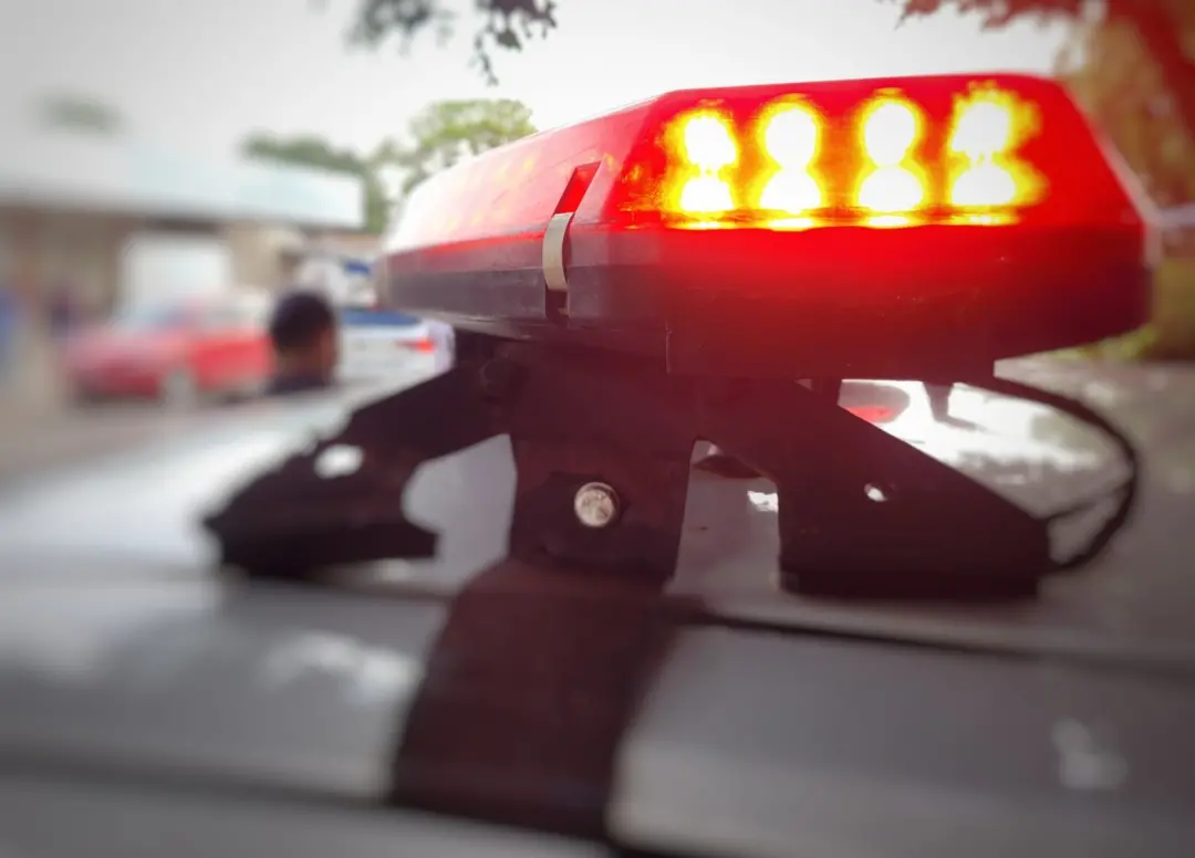 Inhapim, uma mulher foi atingida por quatro disparos em uma tentativa de feminicídio. O ex-companheiro, suspeito, foi a…