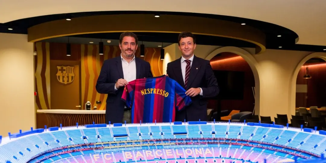 Barcelona e Nespresso fecham parceria de cinco temporadas para o Espai Barça. A marca de café assumirá o café oficial d…