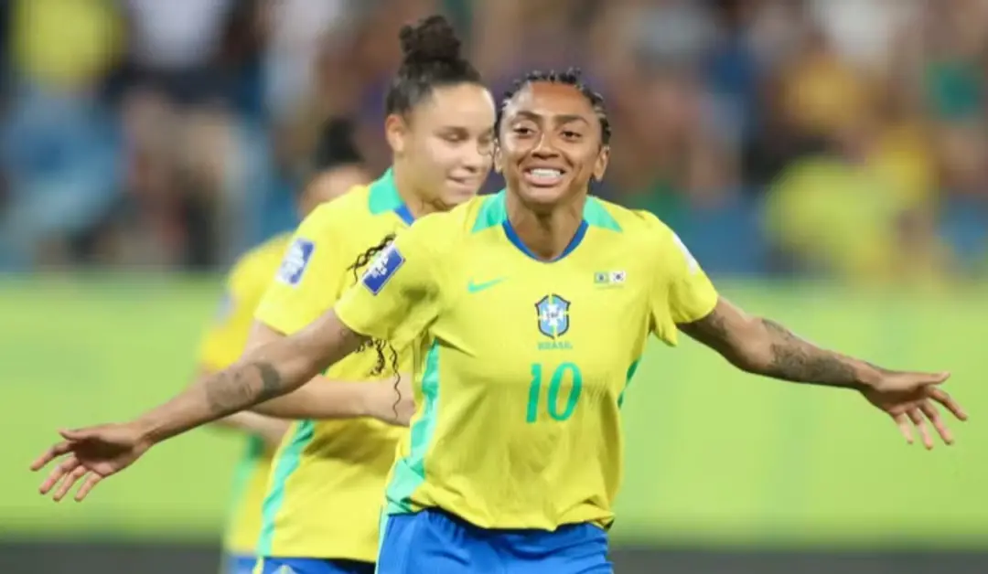 Arthur Elias convocou 28 jogadoras para os jogos da Selecao Feminina contra a Argentina em outubro. Ter dois confrontos…