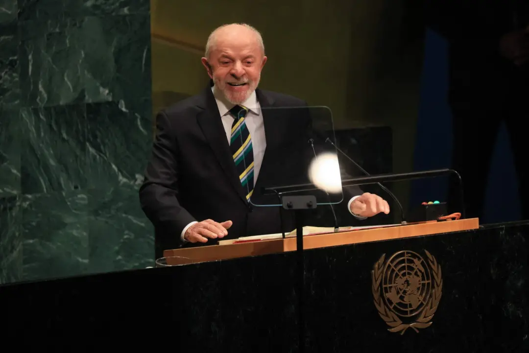 Lula foi aplaudido quatro vezes durante o discurso dele na ONU. É um momento de visibilidade internacional, mas o que r…