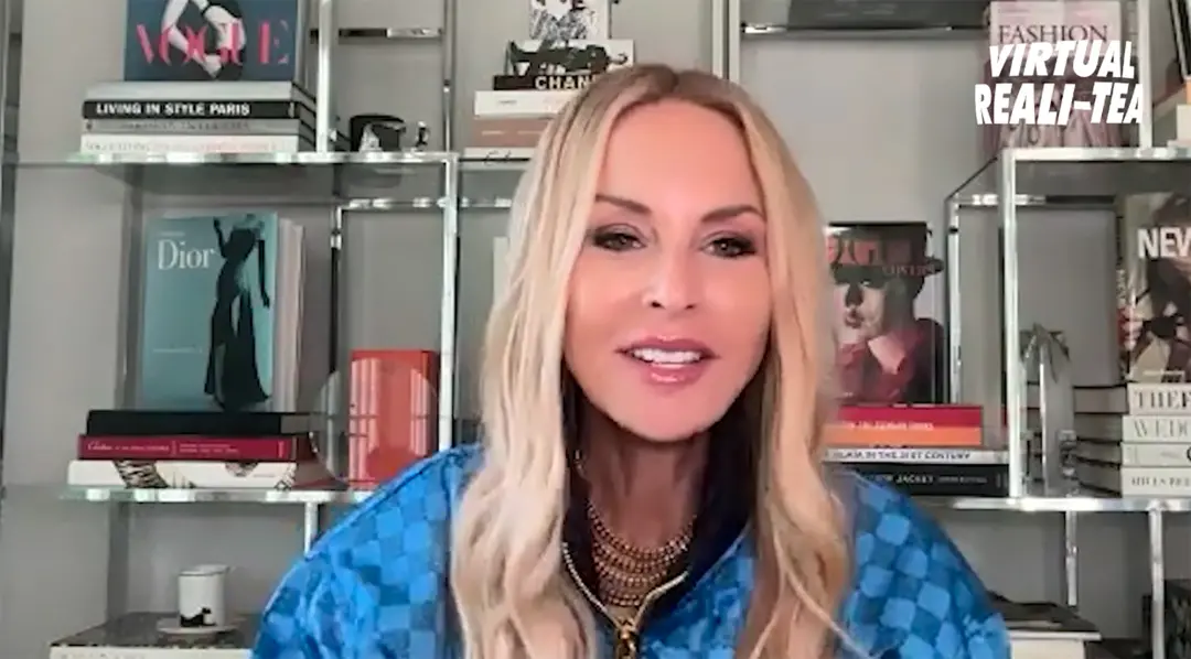 Rachel Zoe revelou que seu primeiro trabalho de estilista freelancer foi para o video de Baby One More Time da Britney …
