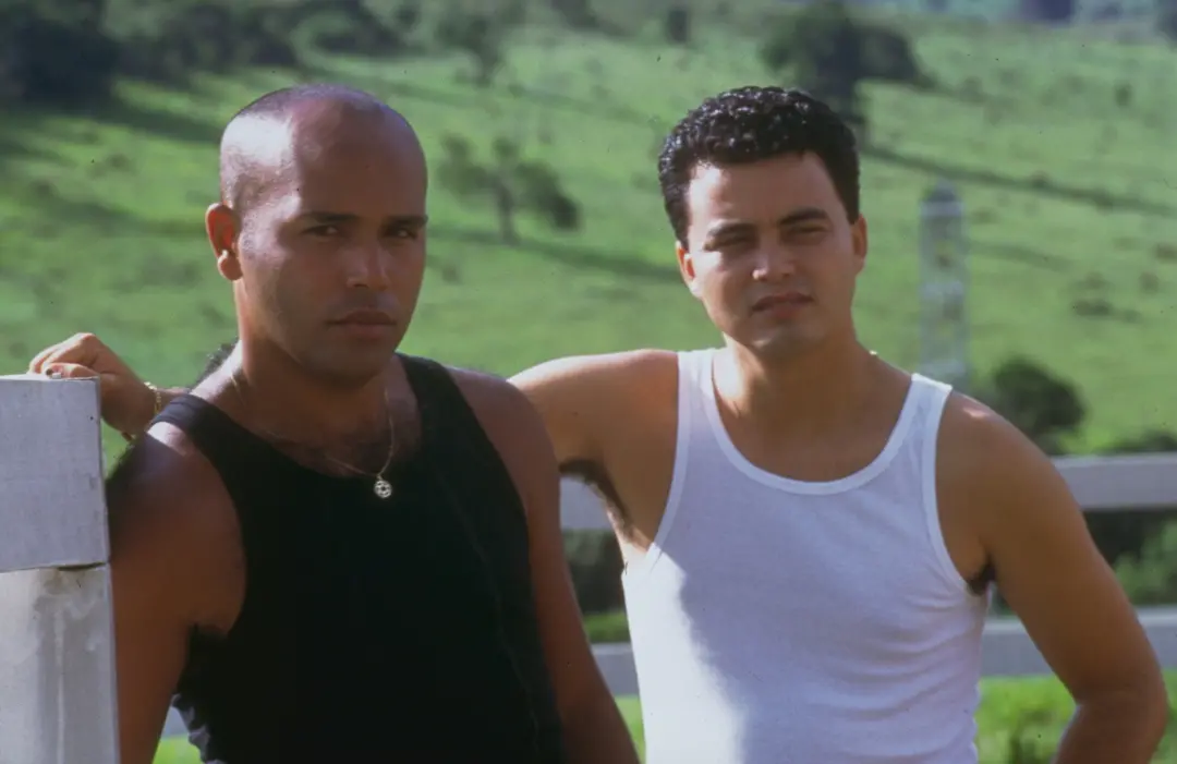 Rick, da dupla com Renner, faleceu aos 59 anos. A trajetória deles, começando em 1986, mostra a força da música sertane…
