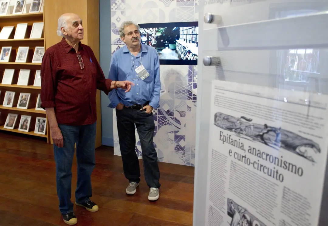Zuenir Ventura, mestre do jornalismo, faleceu aos 95 anos em pneumonia. Sua trajetória, que incluiu a denúncia do assas…
