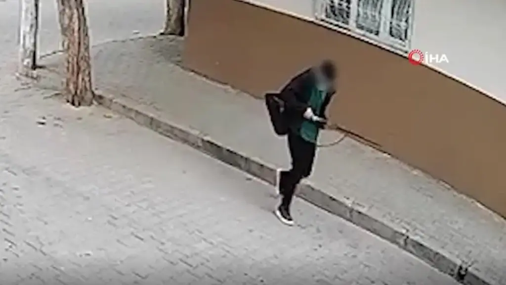 Manisa, Turquia, teve um ataque em escola onde pelo menos 11 alunos foram feridos. A investigação está focada em como o…