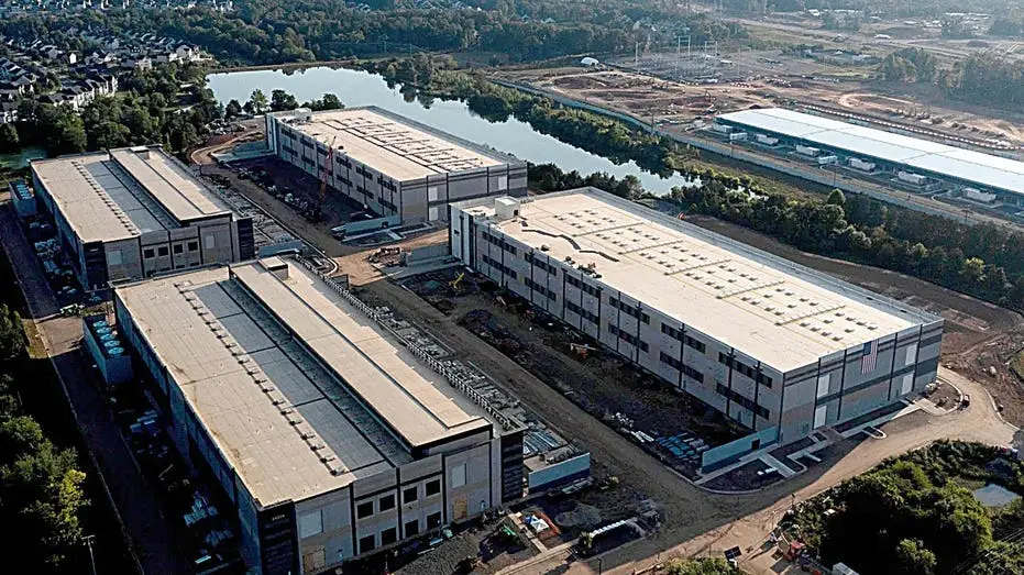 70% dos americanos não querem novos data centers de IA nas cidades, segundo pesquisa. Republicanos falam que a decisão …