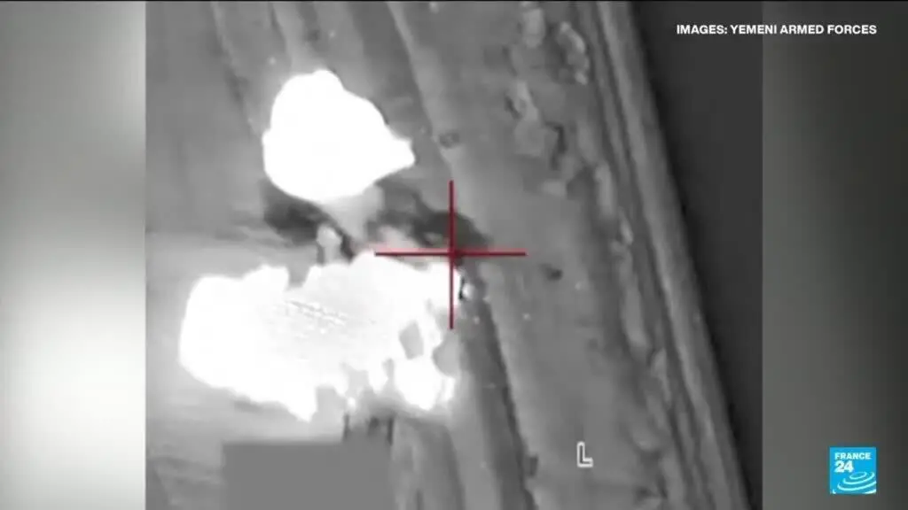 Reabastecimento aéreo britânico para jatos sauditas na Arábia Saudita. A ajuda visa defesa contra ataques Houthi, após …