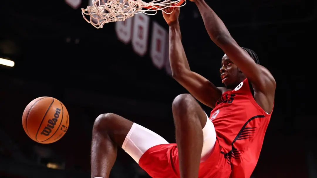 Especialistas listaram jogadores de basquete de fantasia para 2026-27, indicando quem pode superar expectativas e quem …