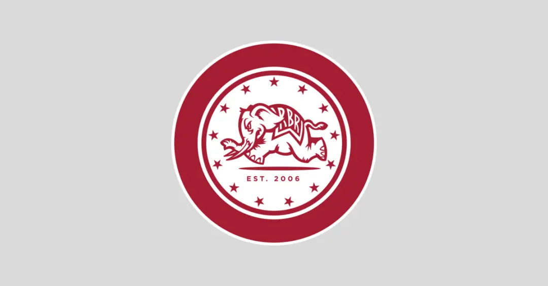 Ryan Grubb comentou em coletiva em Tuscaloosa sobre os torcedores de Alabama desistirem do time por causa dos apitos. A…