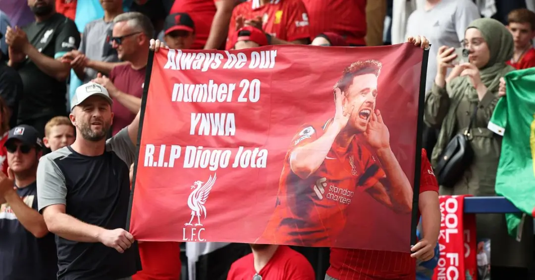 Andy Robertson falou sobre como o time do Liverpool ficou arrasado com a morte de Diogo Jota no acidente no último julh…