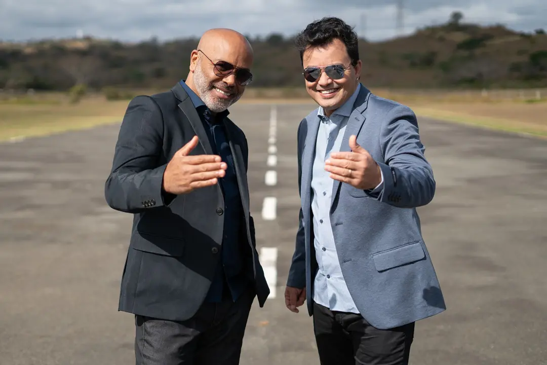 Rick, cantor da dupla com Renner, faleceu na queda de um helicóptero em Santa Catarina. Os Bombeiros confirmaram que nã…
