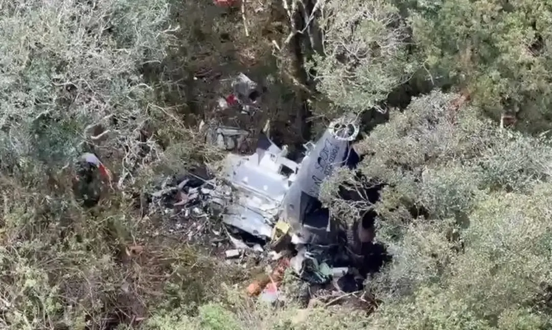 Serra Catarinense. Destroços do helicóptero com Rick e mais 4 pessoas foram encontrados na região. É triste ver o fim d…