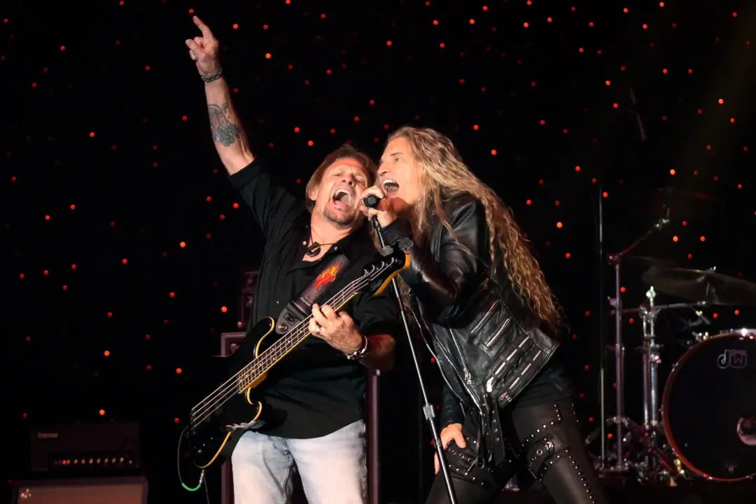 Mitch Malloy tocou Ain t Talkin bout Love com Michael Anthony, trinta anos depois de quase conseguir o emprego dos sonh…