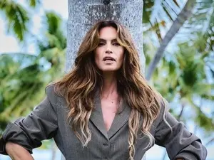 Cindy Crawford está em choque após a morte do filho. É um momento de dor que ultrapassa qualquer julgamento sobre o suc…