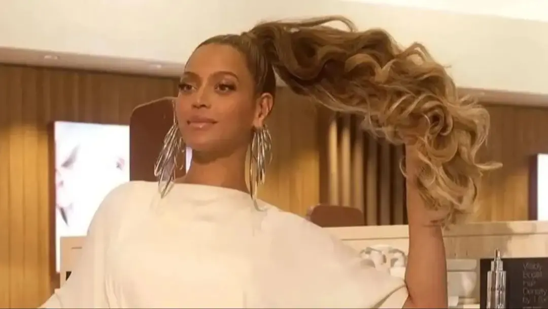 Beyonce mãe pediu para ela parar com saltos de carro voando durante a turnê Cowboy Carter, depois que o carro dela teve…