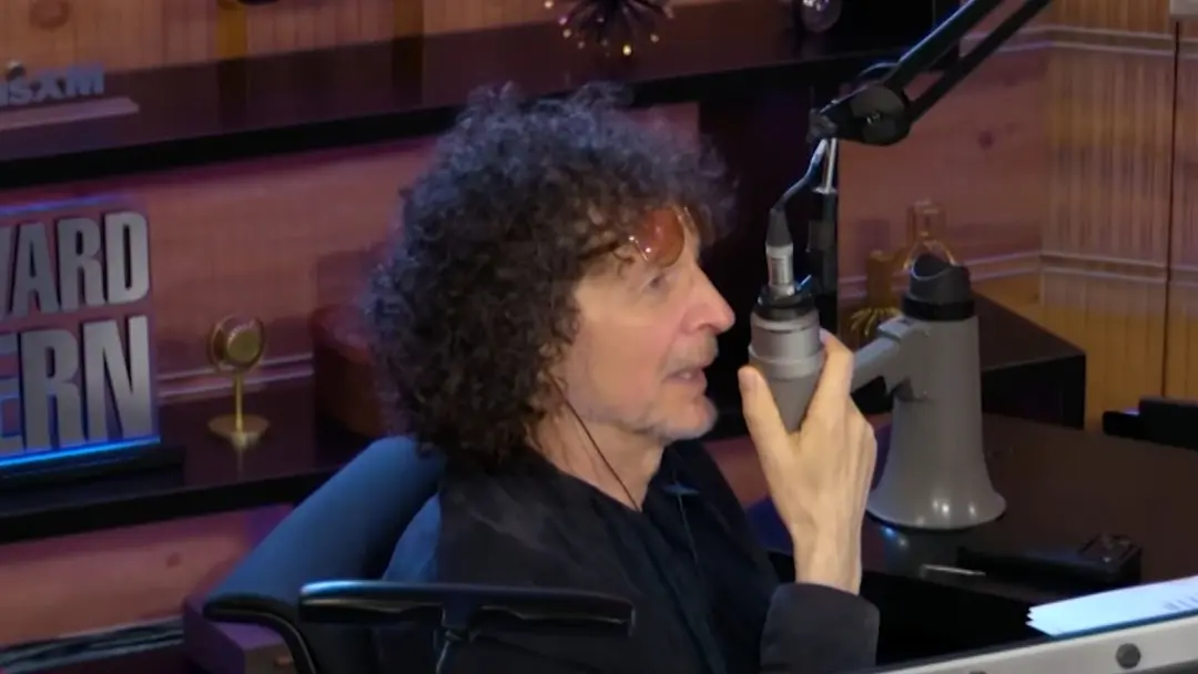 Howard Stern filmando novo programa da HBO Max na mansão dos Hamptons. É mais íntimo que o estúdio de Nova York, o que …