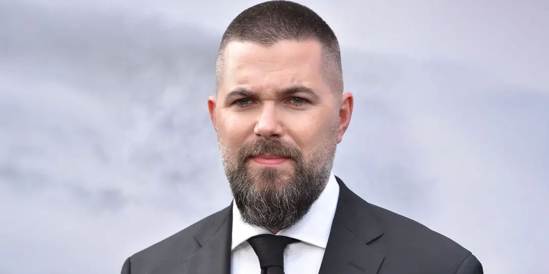 Robert Eggers deixando o terror para refazer uma obra de Shakespeare. Ele parece não ter achado romance suficiente em N…