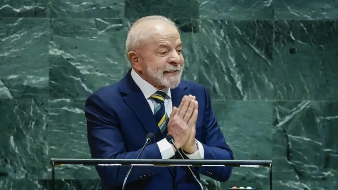 Lula confrontou pressão dos EUA na ONU, defendendo a soberania do Brasil no combate ao crime organizado. Não vamos terc…