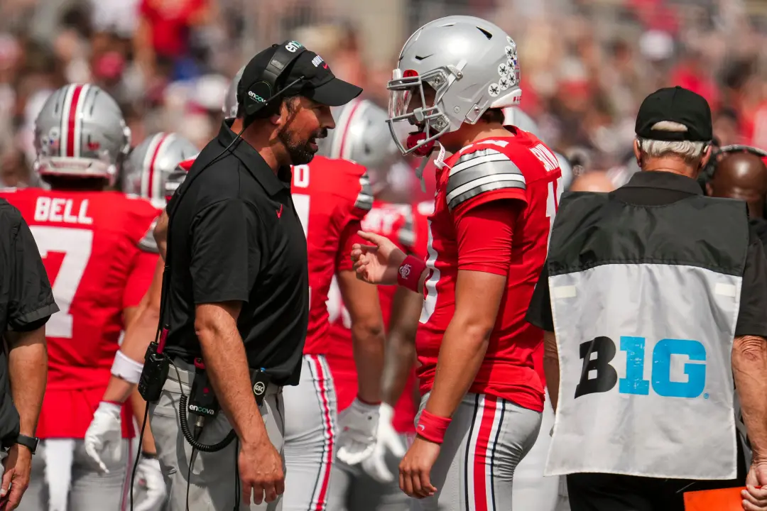 Ryan Day quer mais consistência de Julian Sayin no Ohio State. Apesar de ter jogado 839 jardas e feito seis TDs em três…
