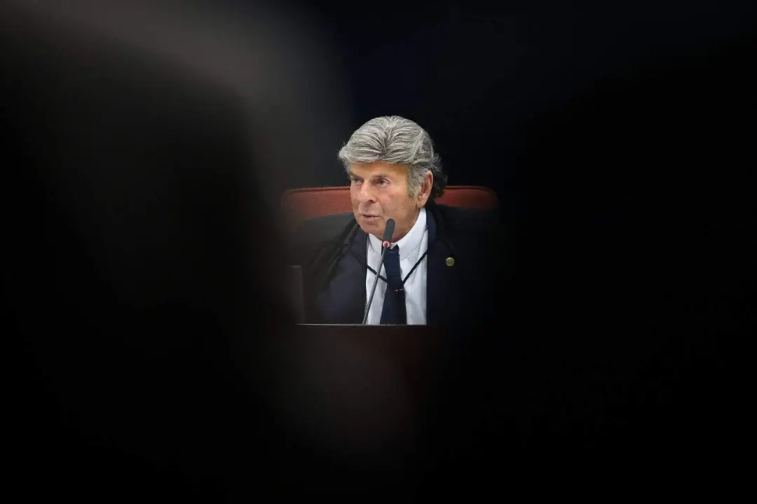 Daniel Vorcaro orientou uso de duas empresas para custear a viagem de Luiz Fux a Nova York em maio de 2024. O STF diz q…