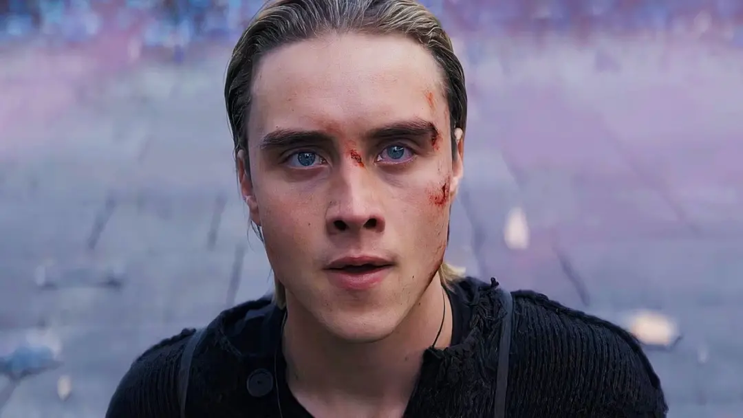 Os criadores do Hunger Games prometeram a adaptação mais violenta da franquia em 14 anos. Acho que exagerar tanto na vi…