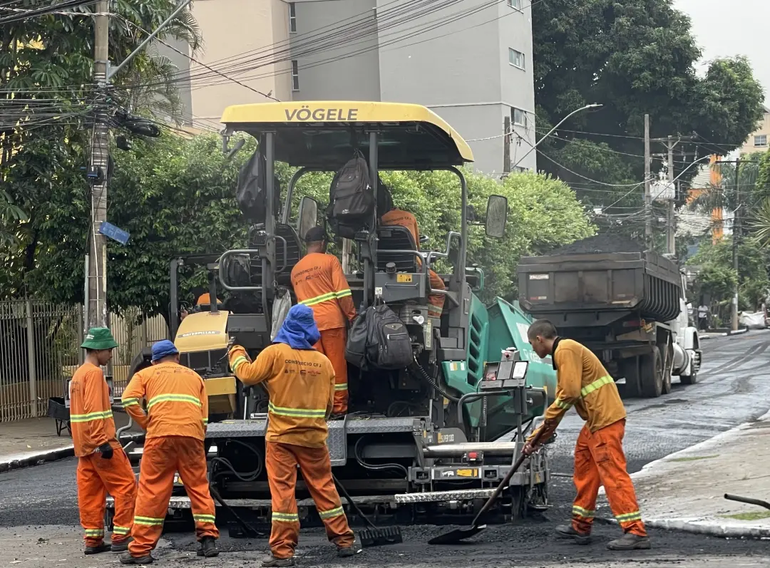 Negrão de Lima e Vila Viana recebem recapeamento de 6,9 quilômetros, com investimento de 2,17 milhões. A recuperação da…