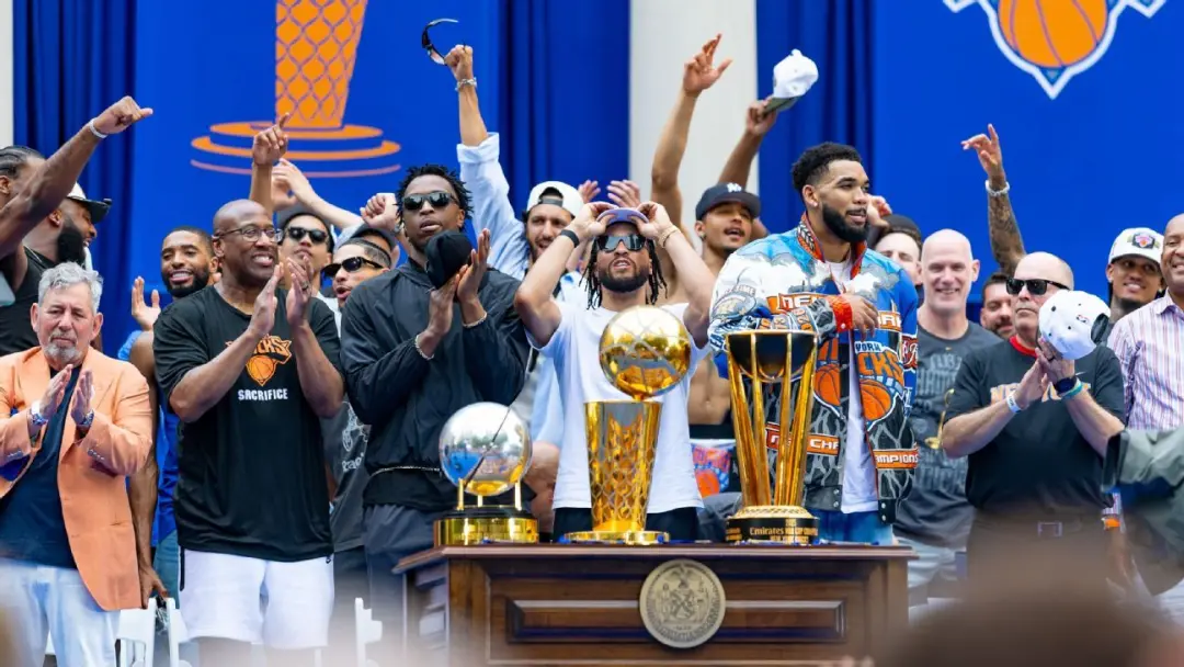 Knicks quebrou a seca de título de 53 anos em 2026. A expectativa agora é ver se essa franquia histórica consegue mais …