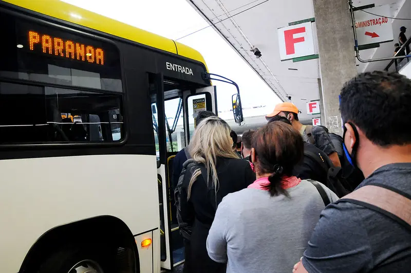 Projeto de Lei 2503/26 propõe Política Nacional de Transporte Digno para acabar com a superlotação no país. É bom que a…