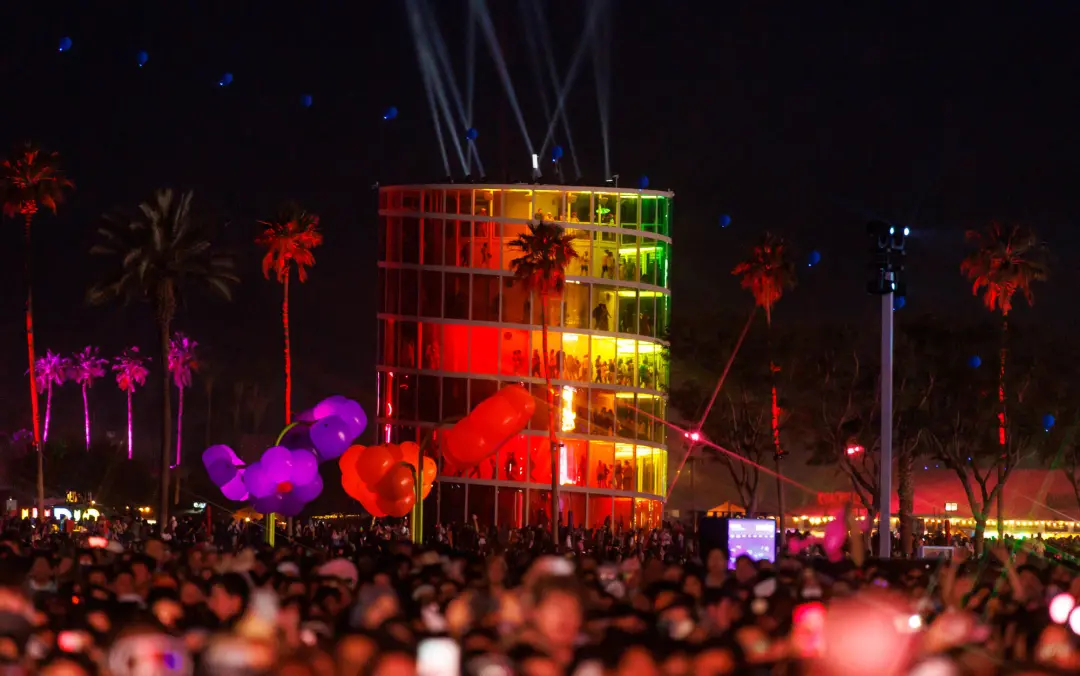 YouTube estendeu o acordo de transmissão ao vivo exclusivo do Coachella Valley Music and Arts Festival até 2030. Isso m…