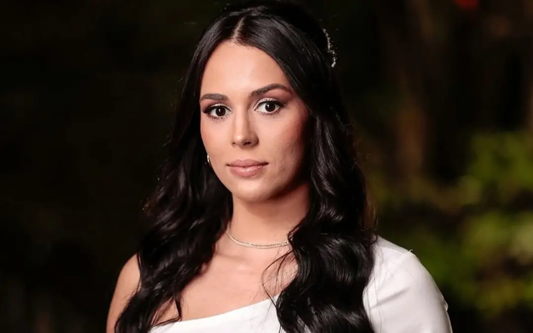 Médica Maize Oliveira teve 50% do corpo queimado em explosão de lancha no Lago Paranoá. Os tratamentos focam na parte p…