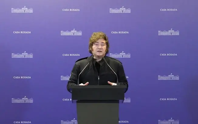 Argentina: 31 mil empresas fecharam e 245 mil empregos sumiram em 31 meses sob Milei. Essa retração de setores, até na …