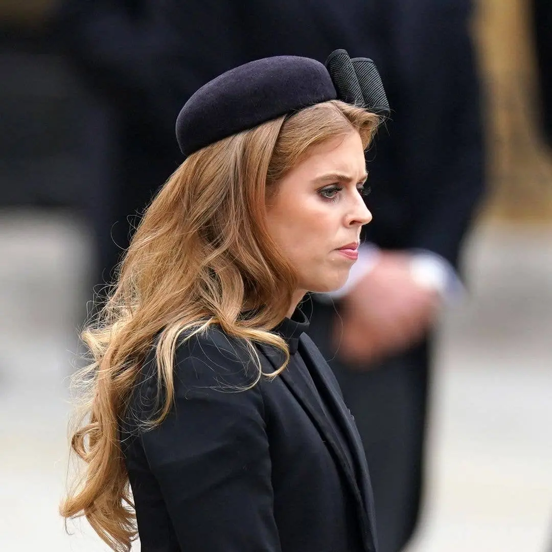 Princess Beatrice usa o Palácio de St James como base em Londres, e esse lugar icônico tem um segredo triste de séculos…